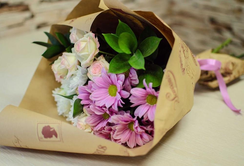 Букет цветов из: Розы и Хризантемы в Полевском Свердловская область