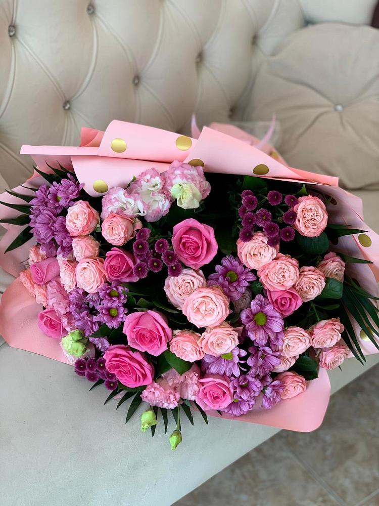 Букет цветов из: Хризантемы, Розы и Лизиантусы в Полевском Свердловская область