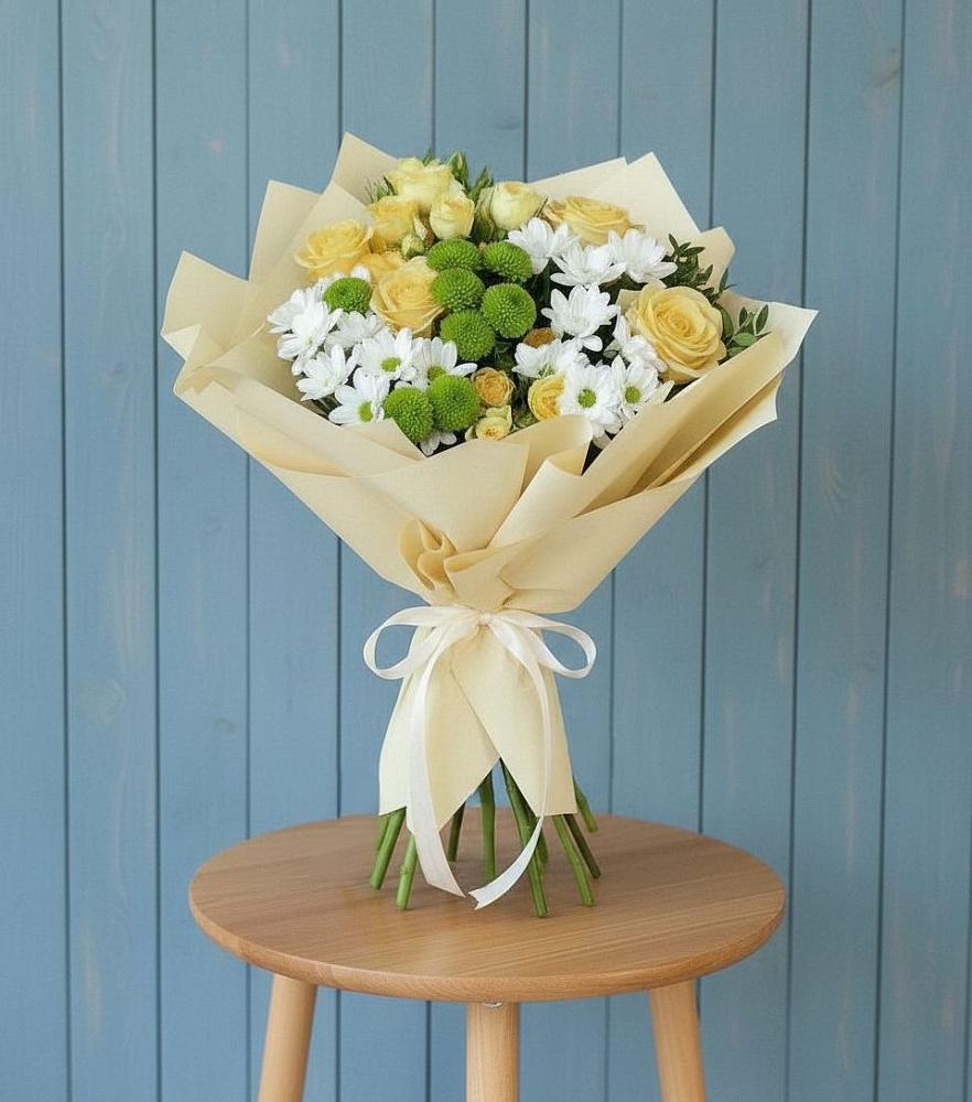 Букет цветов из: Хризантемы и Розы в Полевском Свердловская область