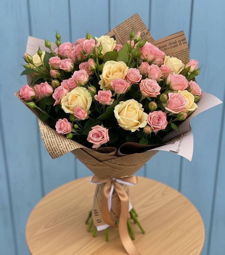 Букет цветов из: Розы в Полевском Свердловская область