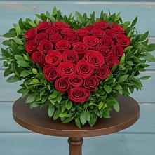 Цветочная композиция из Розы в виде сердца #REPLACE_PRED# Полевском Свердловская область