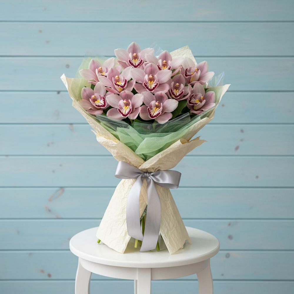 Букет цветов из: Орхидеи и Розы в Полевском Свердловская область