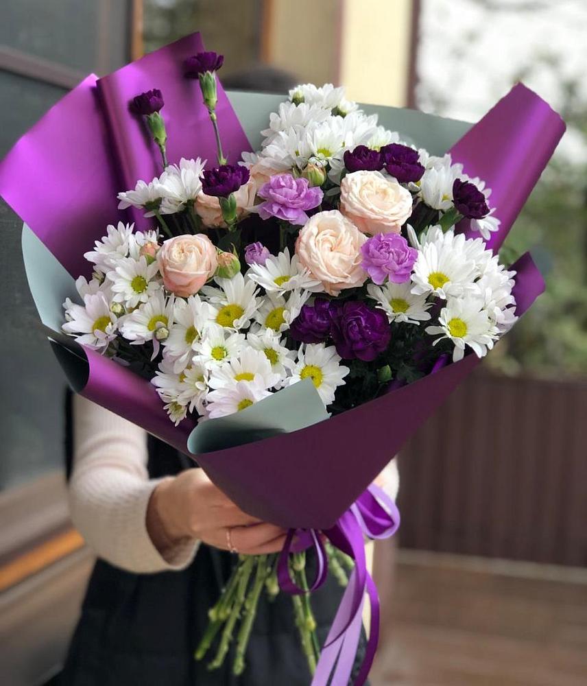 Букет цветов из: Хризантемы, Гвоздики и Розы в Полевском Свердловская область