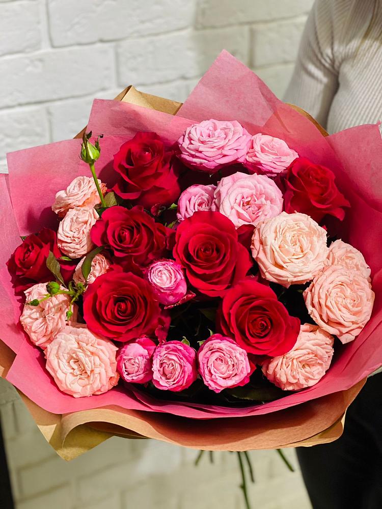 Букет цветов из: Розы в Полевском Свердловская область