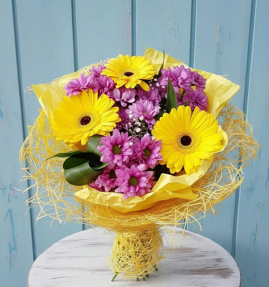 Букет цветов из: Хризантемы и Герберы в Полевском Свердловская область