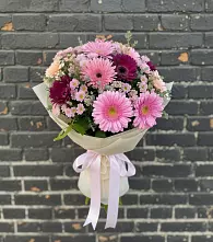 Букет цветов из:  Герберы и Хризантемы в Полевском Свердловская область