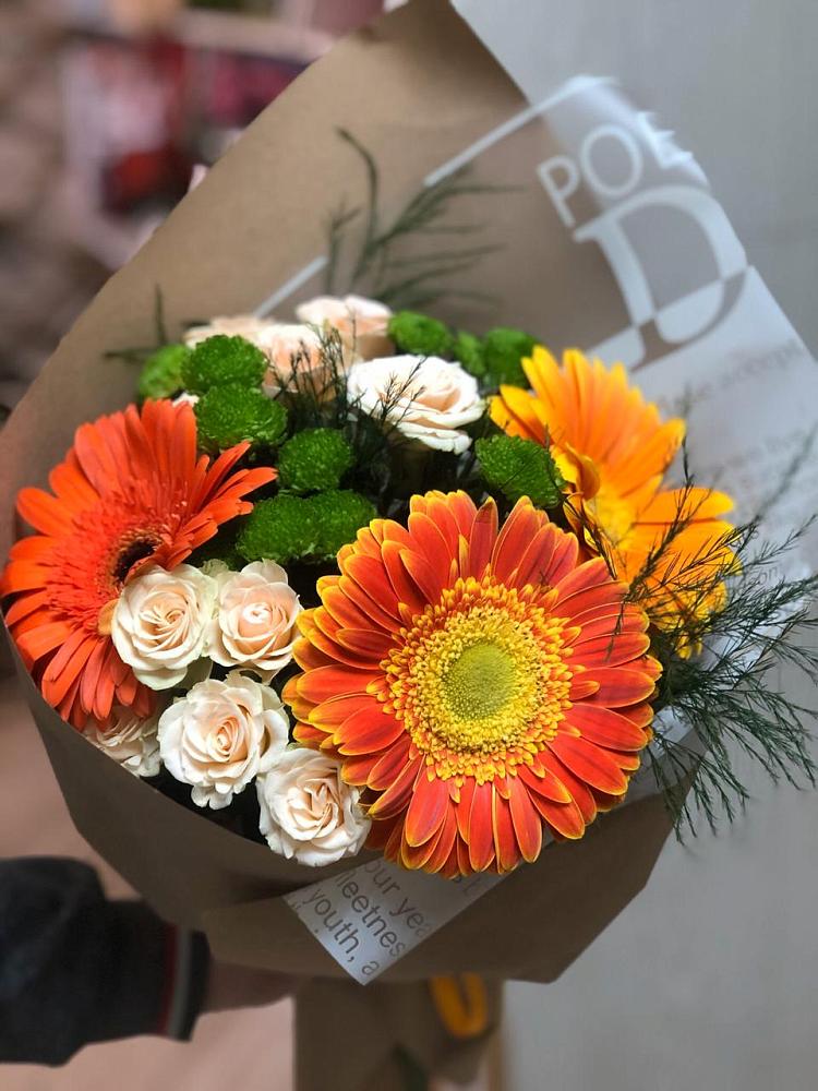 Букет цветов из: Герберы, Хризантемы и Розы в Полевском Свердловская область
