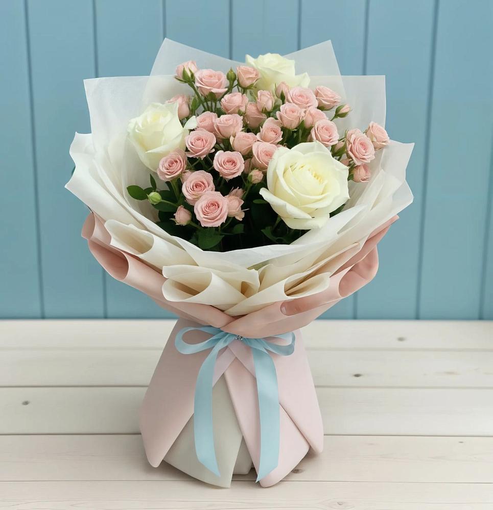 Букет цветов из: Розы в Полевском Свердловская область